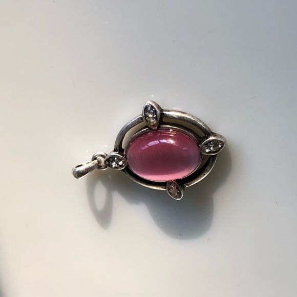 🔥4/$20 vintage pink moon glow rhinestone pendant - Picture 2 of 2